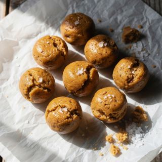 Raw Cookie Dough Bites