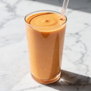 Peach–Spinach Smoothie