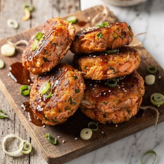 Teriyaki Salmon Burgers