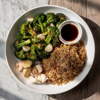 Broccoli & Garlic Stir-Fry Bowl